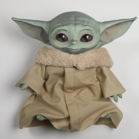 Star Wars The Mandalorian Figurine Peluche Electronique The Child Bebe Yoda De Cm Lucas Licensing Ltd Au Meilleur Prix E Leclerc